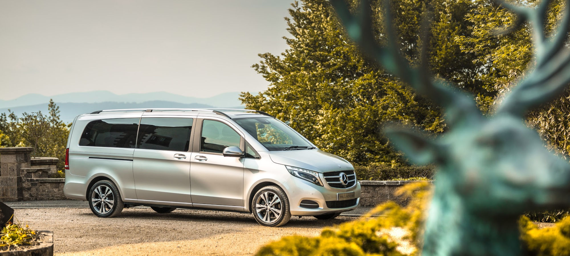 Luxury Mercedes-Benz V-Class vehicle for private golf transportation in Scotland